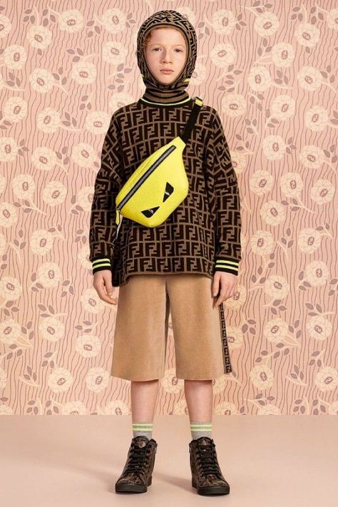 Fendi Outfits, Celebrity Baby Fashion, Fendi Fashion, Fendi Kids, Kid Swag, Kids Couture, Celebrity Kids, Popular Outfits, Young Fashion