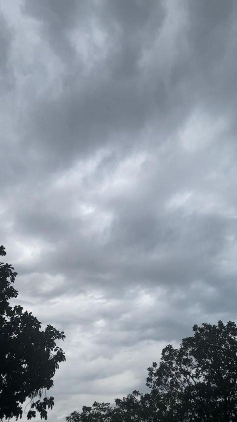 #cloudy #cloudysky #rain Rain Fake Story Instagram, Fake Rain Snap Morning, Rainy Weather Snapchat Stories, Rainy Clouds Video, Fake Rain Story, Rain Fake Story, Cloudy Weather Video, Rainy Sky Instagram Story, Rain Fake Snap