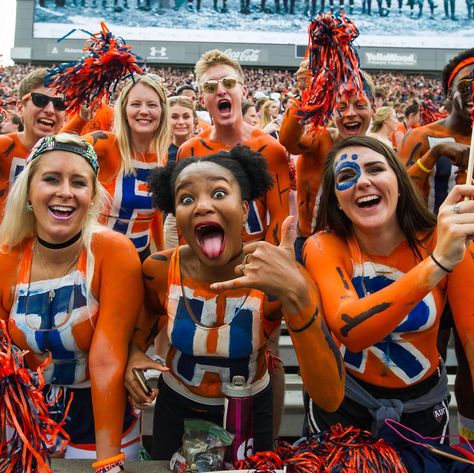 25 best college stadiums in US Fantasy Football Names, Freddie Freeman, Football Tips, About Football, Peyton Manning, Football Stadiums, College Fun, On The Road Again, Fantasy Football