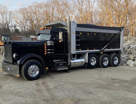 Peterbilt Dump Trucks, Trucks For Sell, Custom Big Rigs, Dump Trailers, Sand And Gravel, Peterbilt Trucks, Snow Plow, Big Rig Trucks, Air Ride