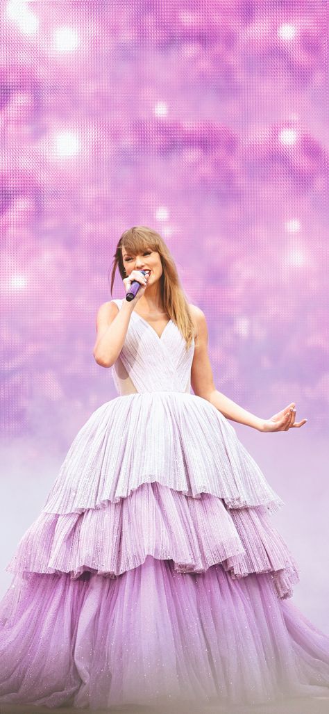 Taylor Swift Pics To Print, Ts Eras Tour Wallpaper, Lover House Eras Tour, Taylor Swift Pretty Pictures, 1989 Taylors Version Aesthetic, Taylor Swift Cute Wallpaper, Speak Now Wallpaper Aesthetic, Taylor Swift Wallpaper Eras Tour, Soft Taylor Swift