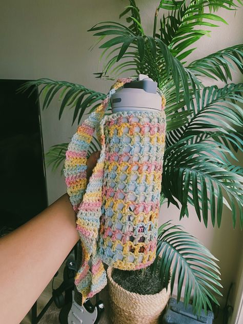 Mesh Bottle Holder Crochet, Crochet Hydroflask Holder Pattern Free, Crochet Holder Bottle, Crochet Hydro Flask Holder, Crochet Waterbottle Holder, Bottle Crochet Bag, Water Bottle Crochet Holder, Crochet Book Holder, Water Bottle Bag Crochet