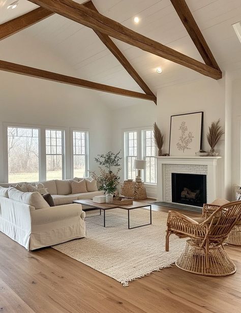 17 Stylish Modern Farmhouse Fireplaces to Cozy Up Your Home White And Black Modern Farmhouse Living Room, Modern Farmhouse Great Room, Farmhouse Fireplaces, Farmhouse Great Room, Modern Farmhouse Family Room, Modern Farmhouse Fireplace, Black Modern Farmhouse, Sleek Fireplace, Farmhouse Family Rooms