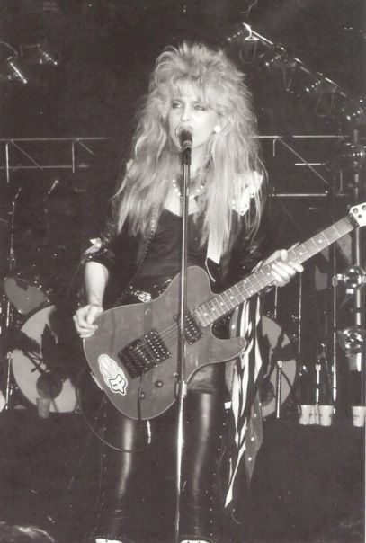 Jan Kuehnemund, Janet Gardner, Rock And Roll Aesthetic, Drawing Down The Moon, 80s Women, Estilo Swag, Rock N Roll Style, Heavy Metal Rock, Influential Women