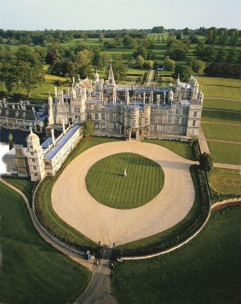 England Castles United Kingdom, Burghley House England, English Manor Houses Country Estate, English Country Mansion, Thornbury Castle, Black Manor, Regency Era Dress, Castle Homes, English Estates