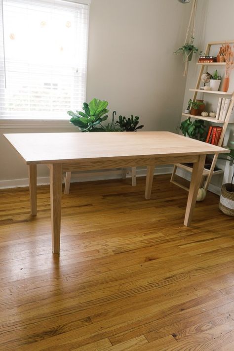 Easy Dining Table Diy, Diy Dining Table Modern, Diy Table Legs Wood, Wood Table Legs Ideas, Table Legs Ideas Wooden Diy, Diy Dinner Table, Diy Modern Dining Table, Barbie Apartment, Table Leg Design