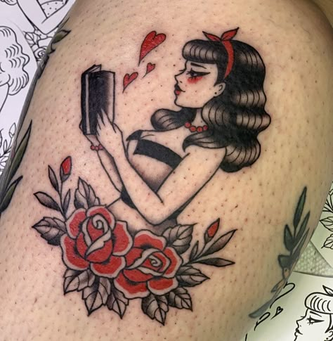 Traditional Tattoo Woman, Pin Up Girl Tattoo, Traditional Tattoo Inspiration, Bookish Tattoos, Traditional Style Tattoo, Goth Tattoo, Traditional Tattoo Sleeve, Pin Up Tattoos, Traditional Tattoo Art