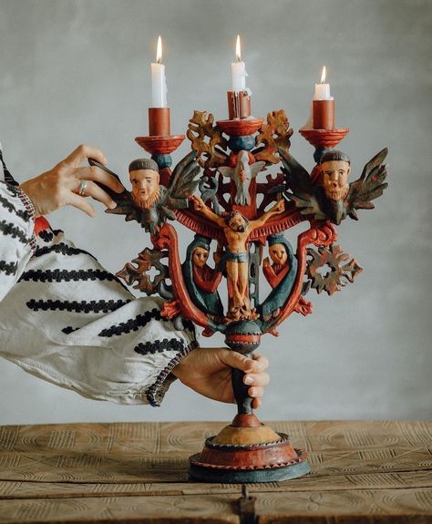 Ukrainian Pottery, Ukrainian Christmas, Folk Art Christmas, Studio Apartment Design, Ukrainian Style, Wooden Candles, Candle Lamp, Folk Costume, Wood Carvings