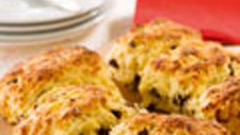 Date and cheese scones - NZ Herald Winter Sandwiches, Miss Baker, Date Scones, Cheese Scone Recipes, Winter Lunch, Cheese Scones, Bottomless Brunch, Premium Food, Christmas Breakfast