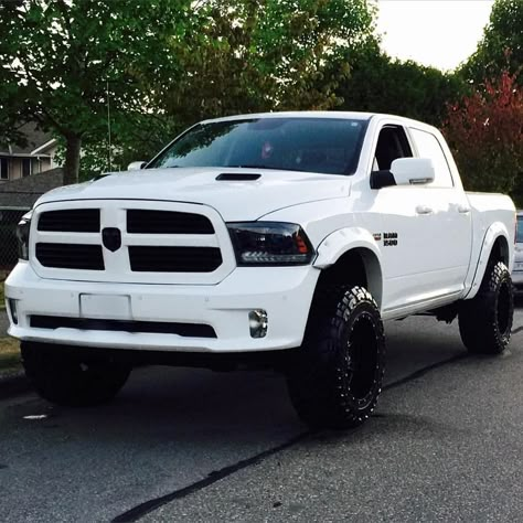 2015 ram 1500 sport with 6 inch rcx lift , 20x12 fuel mavericks on 35 inch toyos @arvindkang Ram Trucks Accessories, Ram 1500 Sport, 2015 Ram 1500, Ram Trucks 1500, Lifted Dodge, Truk Besar, Custom Lifted Trucks, Dodge Ram Trucks, Future Trucks