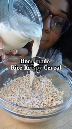 Cereal Recipes Homemade, Apple And Berry Crumble, Homemade Rice Krispies, Rice Crispy Cereal, Homemade Cereal, Healthy Cereal, Rice Krispy, Homemade Snacks, Food Recepie