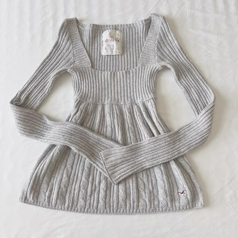 Y2k vampire girlfriend hollister cable knit grey... - Depop Old Hollister Aesthetic, Hollister Aesthetic, Downtown Girl Fits, Y2k Vampire, Y2k Shop, Old Money Clothing, Vampire Girlfriend, Baby Doll Tops, Rory Gilmore Style