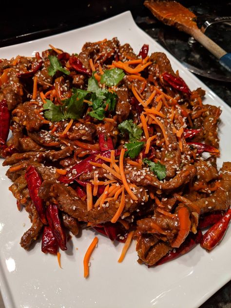 [Homemade] Beef Schezuan Schezuan Beef, Changing Life, Homemade Beef, Food Images, The Hub, Living Food, Chinese Food, Japchae, Home Remedies