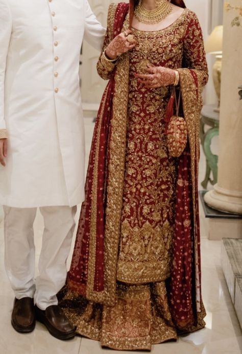 Red Baraat Outfit, Nikah Dress Pakistani Brides Red, Nikkah Dress Pakistani Red, Baraat Dress Pakistani Bridal Wear Red, Barat Dresses Pakistani Bridal Lehenga, Baraat Dress Pakistani Bridal Wear, Dr Haroon Bridal, Red Bridal Lehenga Pakistani, Red Pakistani Bridal Dress