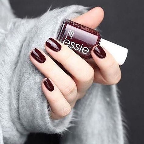 Essie Shearling Darling Chrome Nails Dark, Essie Shearling Darling, Essie Nails, Pedicure Gel, Red Chrome Nails, Nails Dark, Fall Nail Polish, Red Chrome, Heart Nail Designs