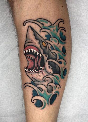 Traditional Shark Tattoo, Shark Tattoo Ideas, Small Traditional Tattoo, P Tattoo, Shark Tattoo, Nautical Tattoo, Scorpion Tattoo, Shark Tattoos, Apex Predator