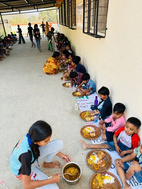 𝗧𝗛𝗔𝗡𝗞 𝗬𝗢𝗨! 𝗧𝗛𝗔𝗡𝗞 𝗬𝗢𝗨! 𝗧𝗛𝗔𝗡𝗞 𝗬𝗢𝗨! ♥️ Thank you Nero Team for celebrating the 5th anniversary and sponsoring lunch and goodie packets amongst the children at Naigaon. Thank you so much for making this day memorable for our children. Our Humble Gratitude to you all. 😇🙏👏 #thankyousomuch ♥️🙏 . . . #thankyou #gratitude #relief #kindness #nerobyshaifaliandsatya #celebration #kindness #thankfulgratefulblessed #HWCT Helping Pictures People, Volunteering In Thailand, Charity Work Aesthetic, Humanitarian Aesthetic, Charity Aesthetic, Charity Pictures, World Children's Day, Vince Gill, Humanitarian Work