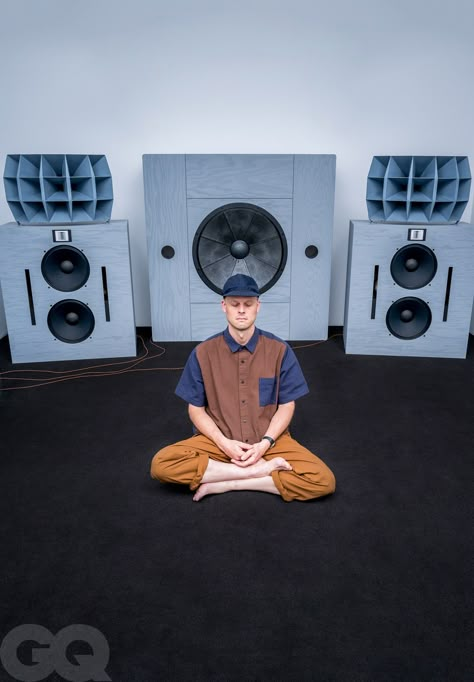 Ojas by Devon Turnbull: The Sound Systems That Make You Feel Like You’re On Psychedelics | GQ Ojas Speakers, Devon Turnbull, Diy Sound System, Audiophile Room, Hifi System, Speaker Wall, Audiophile Listening Room, Dj Room, Hifi Audiophile