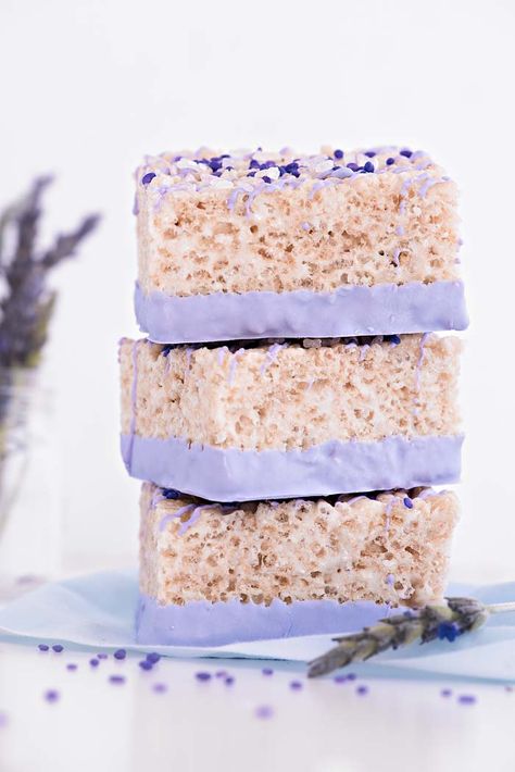 Lavender Rice, Cinnabon Recipe, Colourful Food, Lavender Recipes, Krispie Treats Recipe, Surprise Cake, Krispy Treats, Birthday Breakfast, Rice Krispy