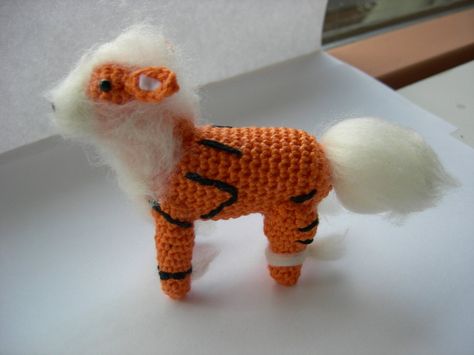 Arcanine! ^^  #arcanine #pokemon #crochet #amigurumi Fennekin Pokemon, Arcanine Pokemon, Pokemon Amigurumi, Pokemon Crochet, Pokemon Diy, Crochet Pokemon, Plants Vs Zombies, Many Many, New Pokemon