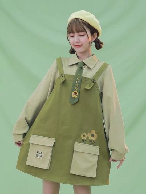 Green Kidcore Outfit, Kawaii Green Outfits, Froggy Outfit, Crinoline Wedding Dress, Harajuku Outfit, Fashion Design Collection, Trendy Fashion Tops, Summer Trip, Korean Casual