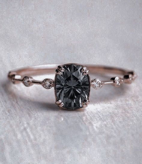 Black Engagement Ring Rose Gold, Black Diamond Engagement Ring Simple, Dark Engagement Ring Unique, Azriel Fanfic, Dark Engagement Rings, Black Engagement Ring Vintage, Dark Engagement Ring, Nontraditional Rings, Black Wedding Ring