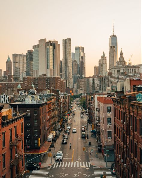 Lower East Side Apartment, Lower East Side Nyc Apartments, Lower East Side Nyc Aesthetic, New York Lower East Side, Lower East Side Aesthetic, Lower East Side Nyc, East Side New York, New York City Photos, Building Photography