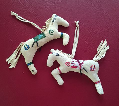 Hand crafted signed native American buckskin horse ornaments. Made in Montana. 5 1/2" long, 4" tall, 1" deep. Set of 2. Native American Ornaments, Native American Christmas Ornaments Diy, Native American Christmas Ornaments, Country Western Dresses, Native American Saddle, Hopi Kachina Dolls, Hand Made Horse Ornaments, Buckskin Horse, Native American Horses