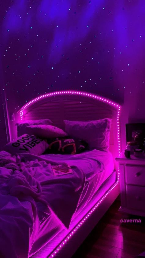 Tiktok Apartment, Vibey Room, Neon Bedroom, Led Lighting Bedroom, Lights Bedroom, Neon Room, Dorm Room Inspiration, Apartment Bedroom, Indie Room