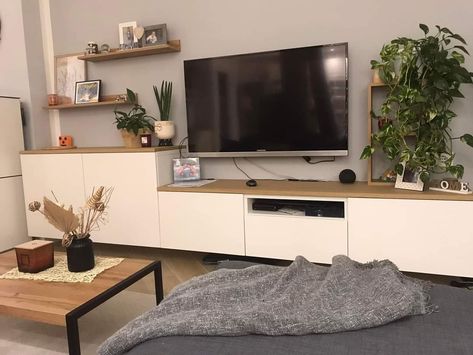 Tv Storage Ideas Small Space, Ikea Besta Living Room, Besta Ikea Tv, Tv Stand Decor Living Room, Coin Tv, Besta Ikea, Tv Unit Furniture Design, Modern Family Rooms, Ikea Living Room