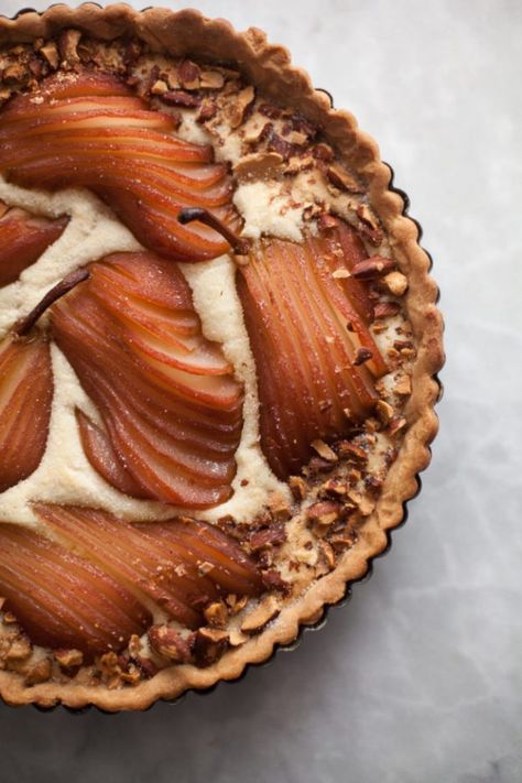 Pear Almond Tart Recipe for Thanksgiving | ZoëBakes | eat dessert first Pear And Almond Tart, Almond Tart Recipe, Pear Almond, Almond Tart, Pear Tart, Slow Cooker Desserts, Poached Pears, Tart Recipe, Toasted Almonds