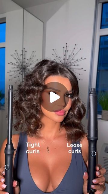 Foinika Kay on Instagram: "Which side is your favorite? ✨

 0.5” Curling Wand or 0.9” tapered curling wand
@ghd_northamerica 
#shorthair #hairtutorial #curlyhair #wavyhair" Wand Hair Curls, Small Wand Curls, Curling Wand Waves, Foinika Kay, Tapered Curling Wand, Small Curls, Curling Hair With Wand, Curling Wand, Bubble Wands