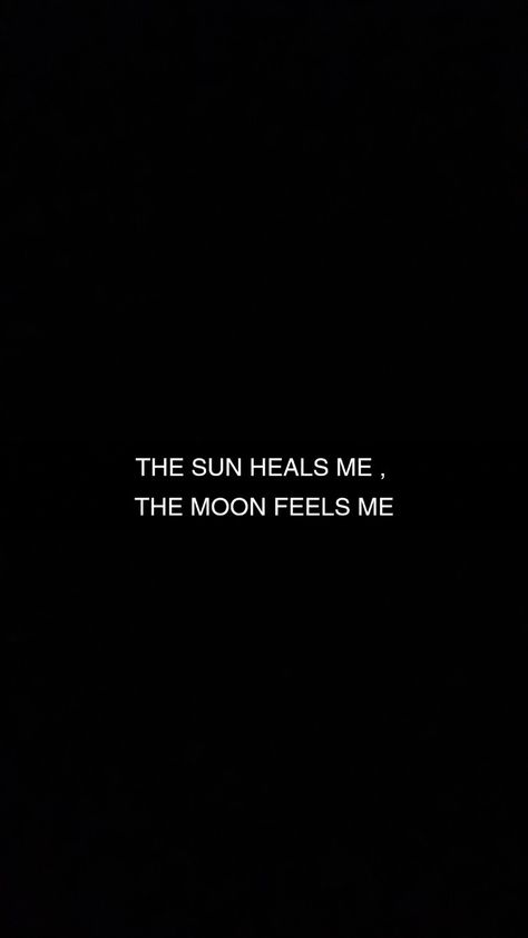 Moon Snap Streak, Snap Shayri Aesthetic, Moon Snap Quotes, Caption For Moon In Hindi, Hindi Quotes On Moon, Soothing Quotes, Snapchat Quotes, Me Quotes Funny, Feeling Used Quotes