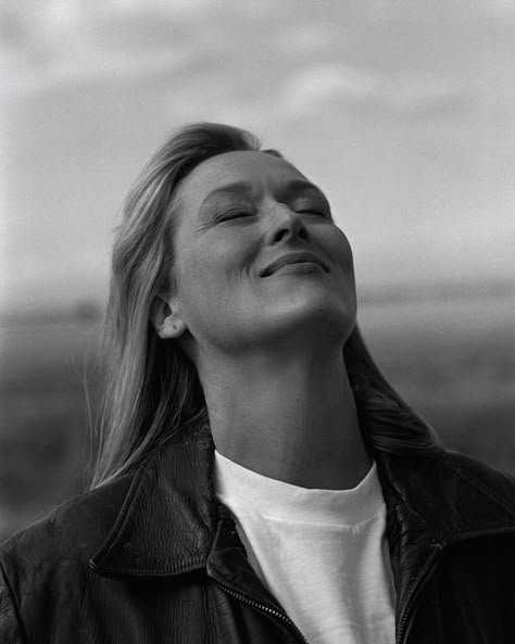 Art Core, Meryl Streep, Her Eyes, Looking Up, Log In, Log, Instagram, Black, Art