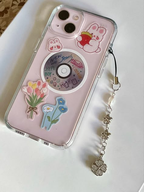 Clear Phone Case Design, Kpop Phone Cases, Diy Phone Case Design, Creative Iphone Case, Phone Case Inspo, Dream Phone, Iphone Obsession, Iphone Case Stickers, Collage Phone Case