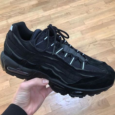 Nike Airmax 95, Nike Shox, Nike Air Max 95, Air Max 95, Women Trends, Nike Sportswear, Sneaker Head, Air Max Sneakers, All Black Sneakers