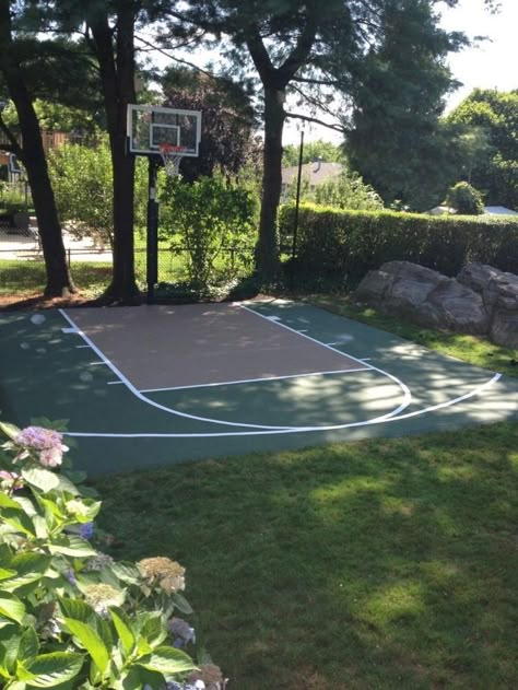 85+ Amazing SMALL BACKYARD PLAYGROUND LANDSCAPING IDEAS #backyard #playground #playgroundideasforkids Playground Landscaping Ideas, Small Backyard Playground, Bball Court, Backyard Playground Landscaping, Backyard Basketball Court, Backyard Court, Home Basketball Court, Basketball Court Backyard, Backyard Basketball