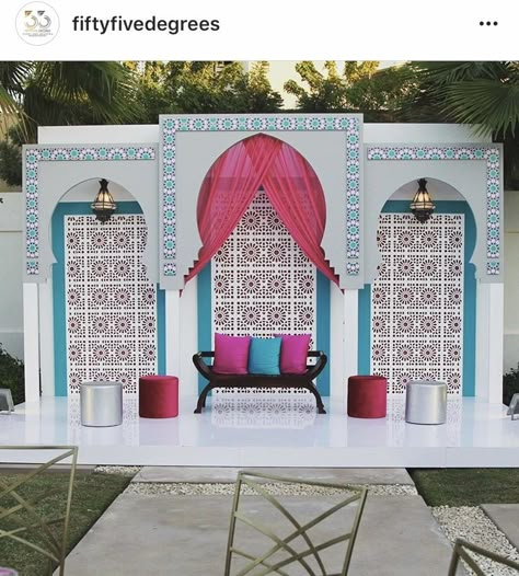 Moroccan Theme Decor, Arabian Theme Party, Moroccan Wedding Decor, Nikah Decor, Ganpati Decoration At Home, Ganapati Decoration, Moroccan Theme, Ramadan Kareem Decoration, Wedding Decor Photos