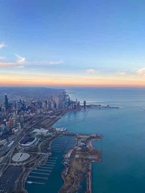 chicago lake michigan airport traveling Lake Michigan Chicago Aesthetic, Chicago Lake Michigan, Chicago Scenery, Peace At Last, Beach Chicago, Lakeview Chicago, Chicago Lake, Michigan Sky Bridge, Michigan Lake