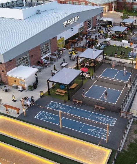 Sport Court Design, Pool And Pickleball Court, Rooftop Pickleball Court, Pickel Ball Court, Indoor Pickleball Court, Sports Training Facility, Outdoor Sports Court, Pickleball Courts, Badminton Court