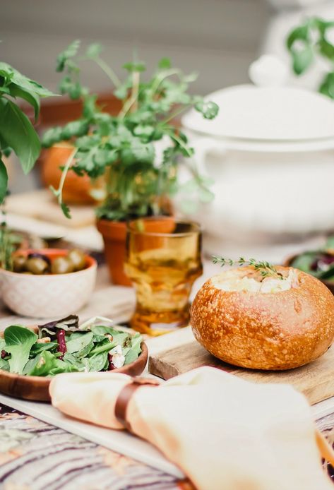 Soup Display Ideas, Soup Station Ideas, Salad Party Ideas, Soup And Salad Party Ideas, Soup Dinner Party, Soup Party Ideas, Soup Swap, Dinner Party At Home, Salad Party