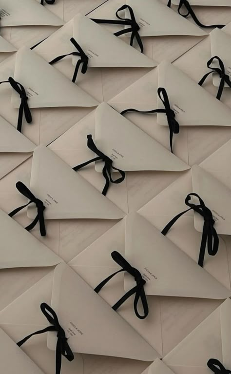 Black White Wedding Aesthetic, Black Bows Aesthetic, Black And White Invites, 30 Birthday Aesthetic, Black Tie Wedding Inspiration, Engagement Party Black And White, Black And White Aesthetic Party, Black Tie Party Decorations, Party Favours For Adults