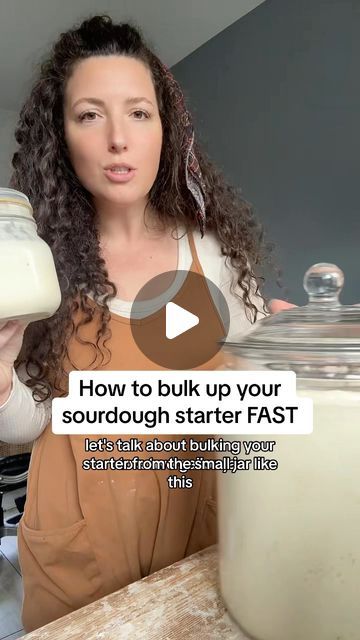 Amanda Hansen | Sourdough for Beginners on Instagram: "Sourdough school: How to bulk up your sourdough starter.   Obviously, this video isn’t for everyone and the average home baker definitely does not need this much starter. 😅 We only keep this much on hand to grow & dehydrate daily because we ship Eden out all over the world, everyday. My personal jar is definitely NOT this big. But, if you want to start a micro-bakery or for some reason need 15+ loaves for an event, then this is the video for you!   The ratios I would actually suggest using would be a 1:2:1 if you’re doing volume based (cups) or a 1:2:2 if you’re using grams. So for example: 1 part starter to 2 parts flour and 1 part water. So if you have 2 cups of starter and want to grow it into a gallon or two gallon jar, like in th Sourdough Business, Micro Bakery, Recipe Using Sourdough Starter, Making Sourdough Bread, Starter Recipe, Average Home, Gallon Jars, Big Jar, Sourdough Starter Recipe