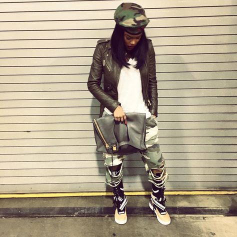 Instagram Winter Chill Outfits, Aleali May, Jordan 1 Outfit, Tomboy Look, Sheikh Mohammed, Tomboy Chic, Dope Fits, Teyana Taylor, Fashion Goals