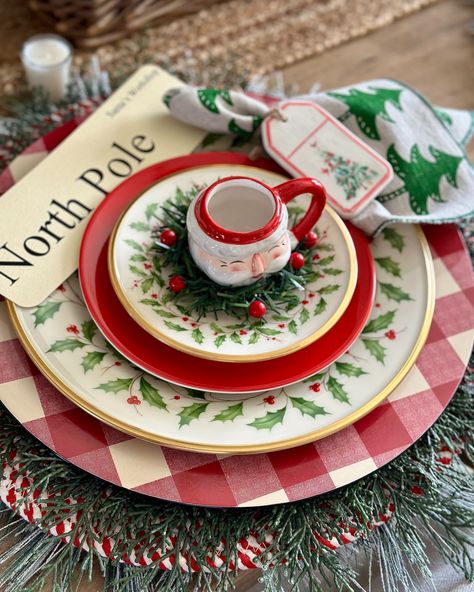 Another Christmas in July idea. These cute red stripe and holly dessert plates by Lenox, blend perfectly with the Lenox Holiday pattern. Some may shy away from the Holiday pattern as it seems a bit formal but these stoneware plates take that formality down a notch or two, right where I like it! As you can see, other table accessories add a touch of whimsey to make this a fun table. Getting your Christmas dishes now insures that they are in stock and ready for your Christmas table as soon ... Christmas Flash, Pretty Tablescapes, Christmas Buffet, Lenox Christmas, Stoneware Plates, Lenox Holiday, Cool Tables, Christmas Dishes, Holiday Patterns