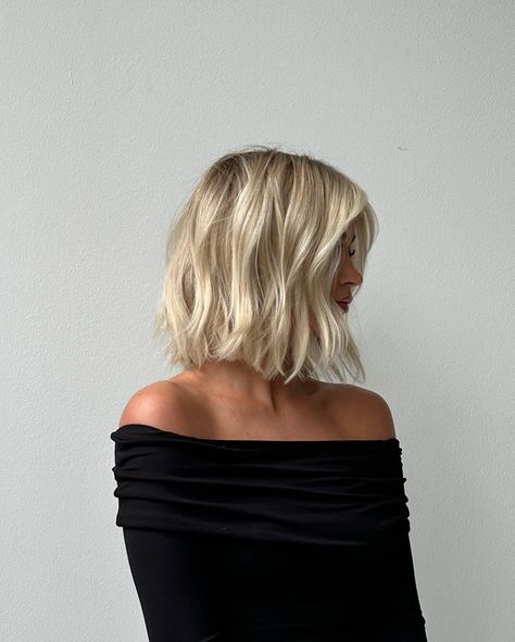 SAVE FOR YOUR NEXT HAIRCUT Trends for fall⤵️ Bobs. Long, bouncy layers. Fringe. Fullness at the bottom. Thick face framing 90’s blowout - bye bye beach waves ****all hair DRYCUT by me #haircut #layeredhaircut #layers #blowout #hairinspo #haircutinspo #alpharetta #alpharettahair #alpharettahairstylists Thick Face Framing, Long Bob Blowout, Long Bouncy Layers, Bob Blowout, Layers Blowout, Layers Fringe, Bouncy Layers, One Length Hair, Trending Haircuts