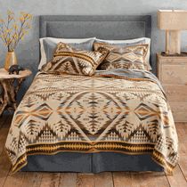 Diamond Desert Bedding Collection Desert Bedding, Southwestern Bedding, Western Bedrooms, Western Bedding, Western Homes, Bedding Stores, Bed Decor, Barndominium, Quilt Sets