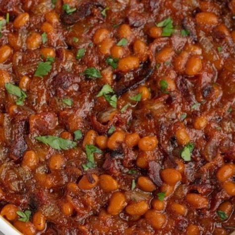 Paula Deen Baked Beans (Southern-Style Recipe) Paula Deen Baked Beans, Quick Supper Ideas, The Best Baked Beans, Southern Baked Beans, Quick Supper, Best Baked Beans, Pulled Pork Leftovers, Paula Deen Recipes, Baked Bean Recipes