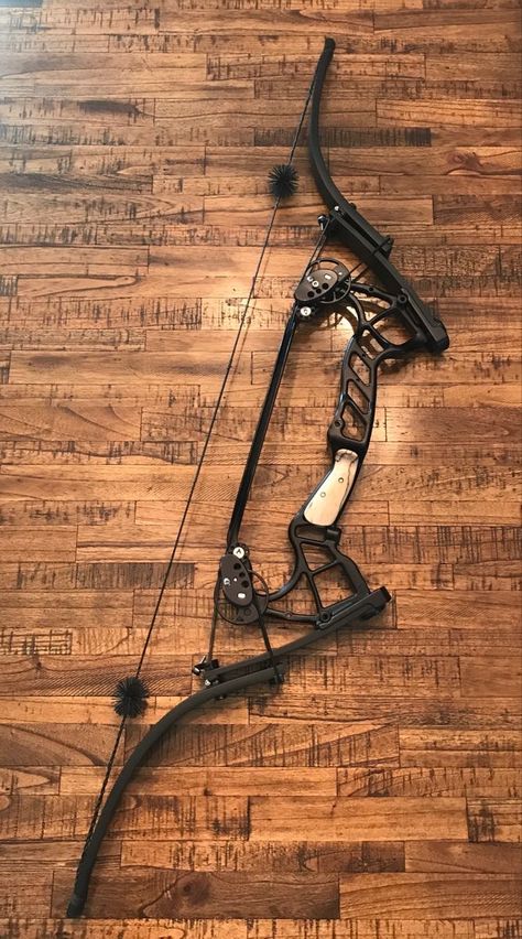 Oneida Bow, Tactical Swords, Archery Set, Archery Bows, Diy Bathroom Furniture, Tactical Gear Loadout, Archery Bow, Traditional Archery, Apocalypse Survival