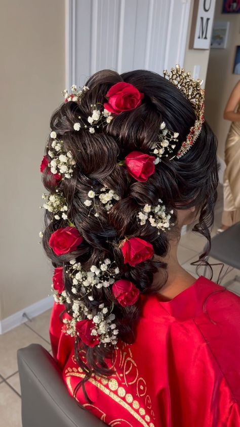 Beautiful 😍!!! Quince hairstyle! #thanksGod #15 | Instagram Quince Hairstyles With Roses, Pink Quinceanera Hairstyles, Quince Hairstyles With Charro Hat, Red Mexican Wedding Theme, Red And Gold Quinceanera Decorations Ideas, Quince Hair With Flowers, Red Quince Hair, Red Quinceanera Hair, Red White And Gold Quinceanera Dress